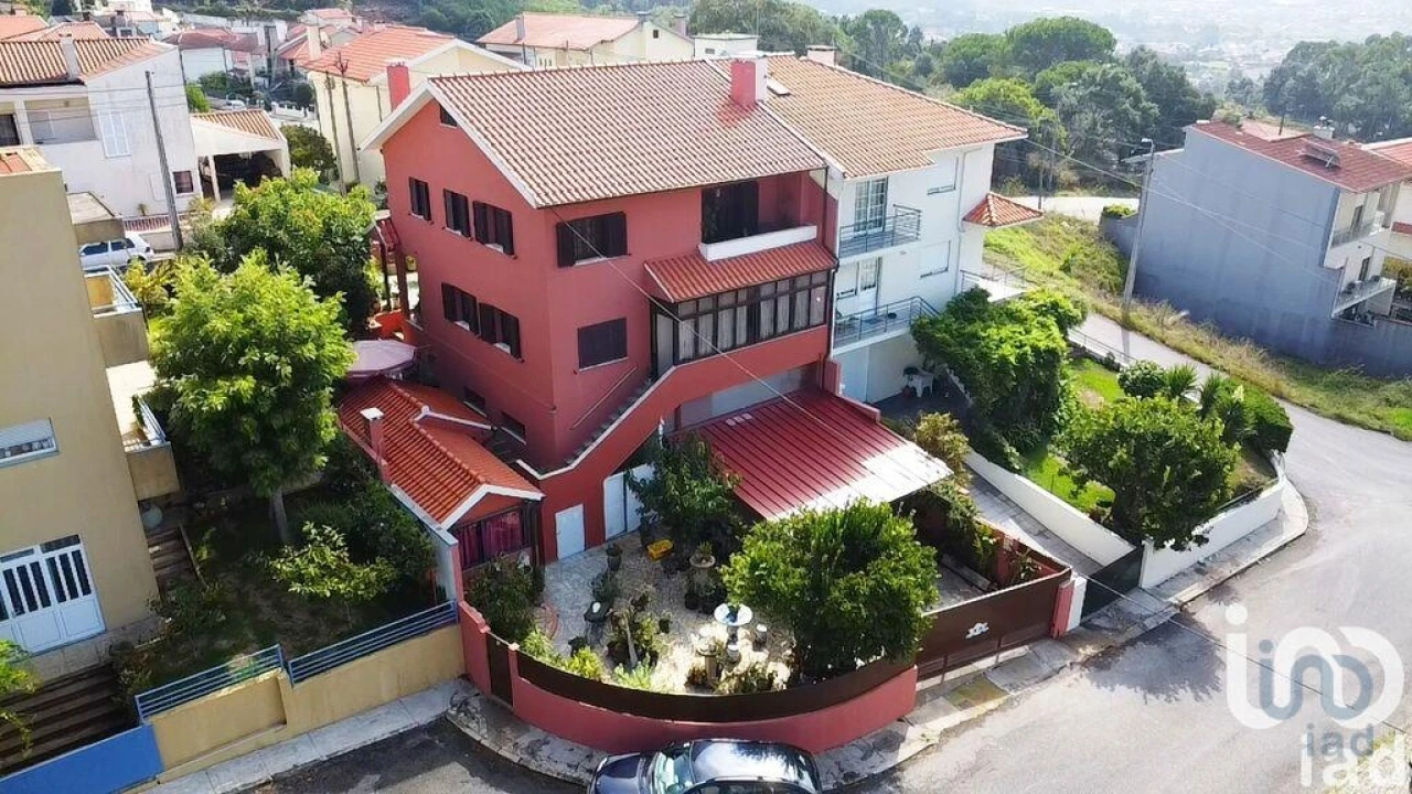 Moradia T4 para Venda em Vila Nova de Anha Foto 3