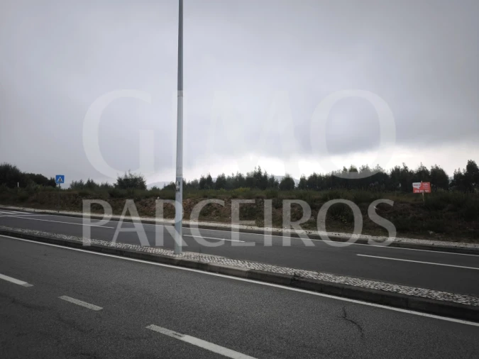 Terreno para Venda em O. Azeméis, Riba-Ul, Ul, Macinhata Seixa, Madail Foto 5