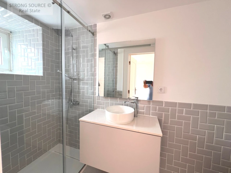 Apartamento T8 para Venda em São Vicente Foto 42