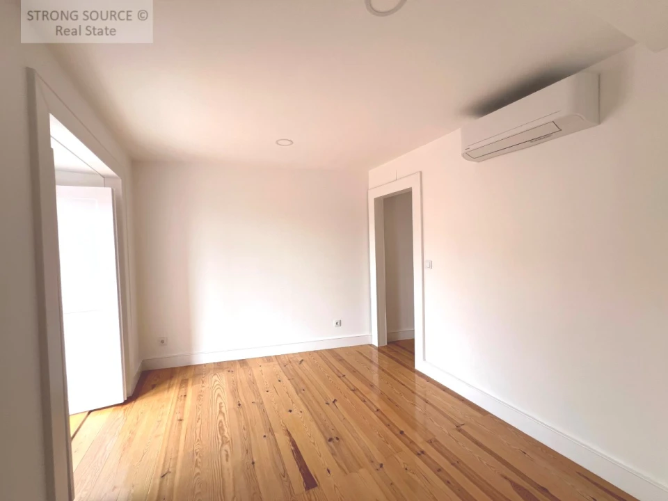 Apartamento T8 para Venda em São Vicente Foto 68
