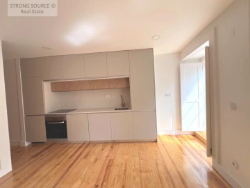 Apartamento T8 para Venda em São Vicente