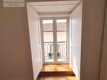 Apartamento T8 para Venda em São Vicente