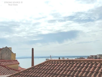 Apartamento T8 para Venda em São Vicente