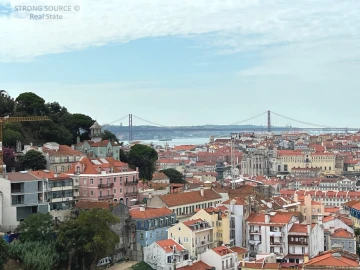 Apartamento T8 para Venda em São Vicente