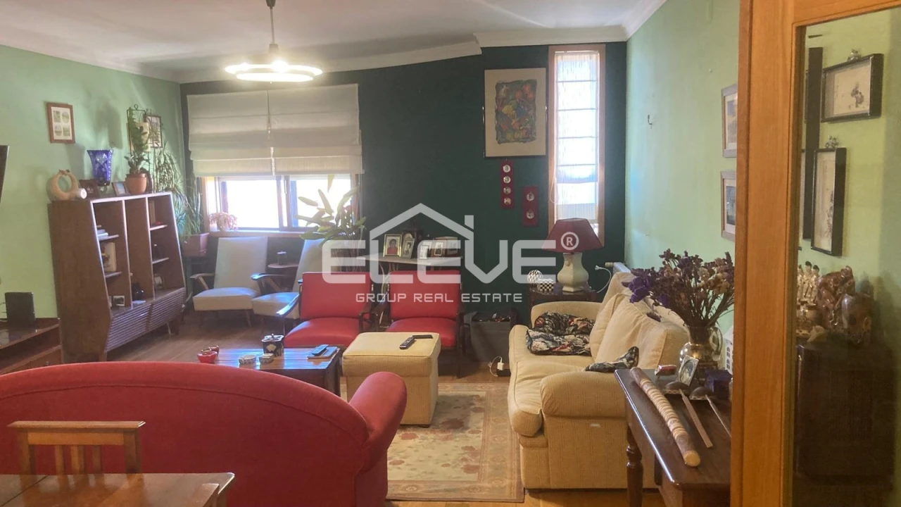 Apartamento T3 para Venda em Mafamude e Vilar do Paraíso Foto 5