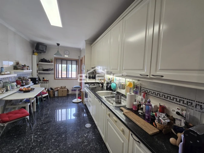 Apartamento T3 para Venda em Mafamude e Vilar do Paraíso Foto 3