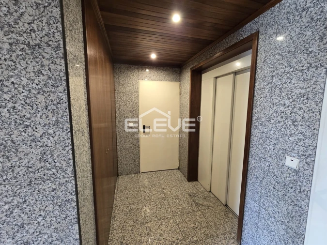 Apartamento T3 para Venda em Mafamude e Vilar do Paraíso Foto 30