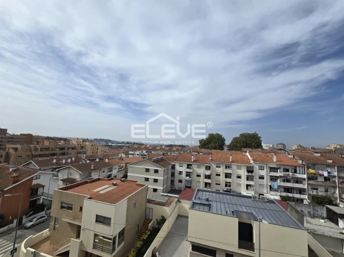 Apartamento T3 para Venda em Mafamude e Vilar do Paraíso Foto 13