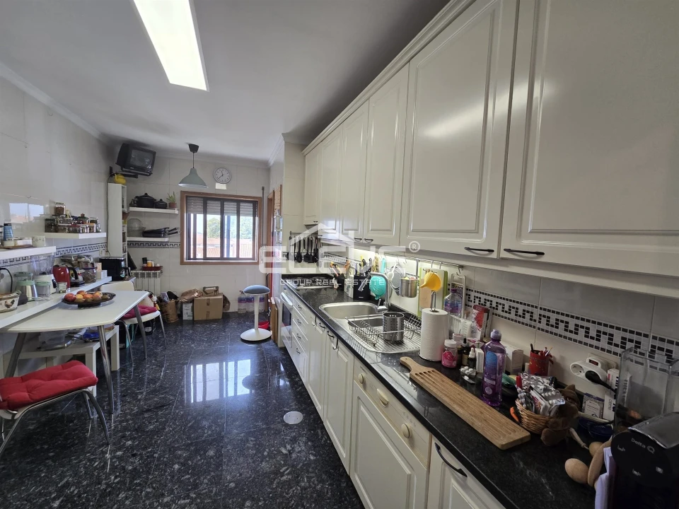 Apartamento T3 para Venda em Mafamude e Vilar do Paraíso Foto 3