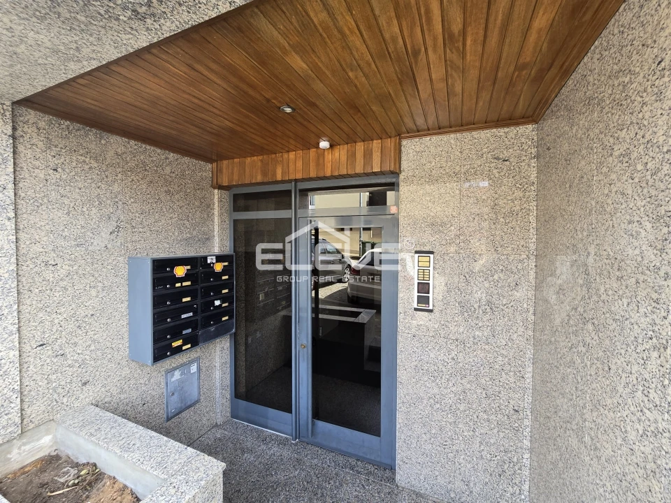 Apartamento T3 para Venda em Mafamude e Vilar do Paraíso Foto 32