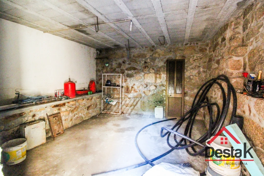 Moradia T3 para Venda em Ribeiradio Foto 15