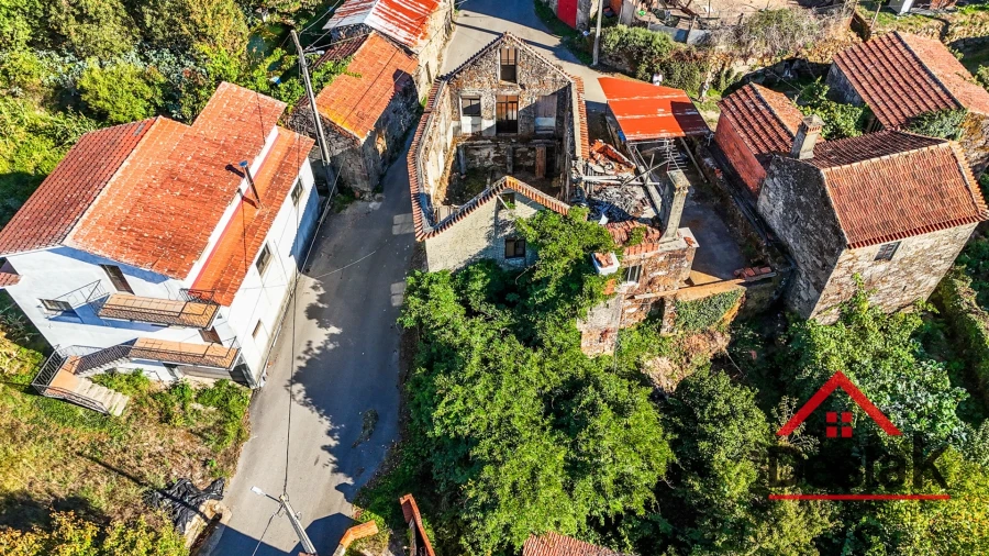 Moradia T3 para Venda em Ribeiradio Foto 18