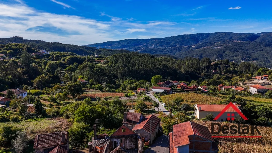 Moradia T3 para Venda em Ribeiradio Foto 6