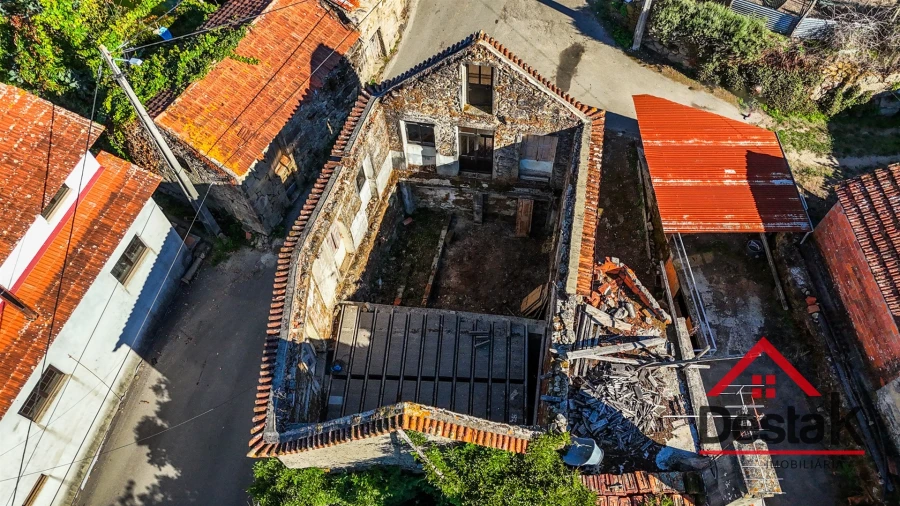 Moradia T3 para Venda em Ribeiradio Foto 5