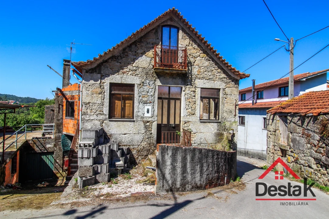 Moradia T3 para Venda em Ribeiradio Foto 1