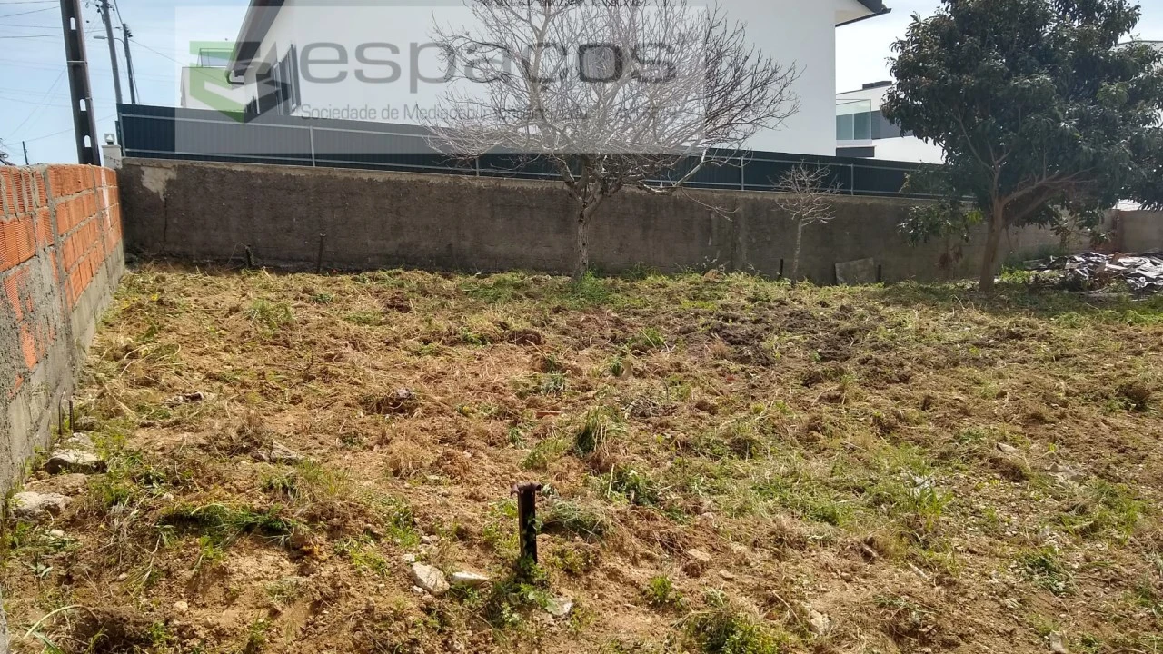 Terreno para Venda em Póvoa de Santa Iria e Forte da Casa Foto 2