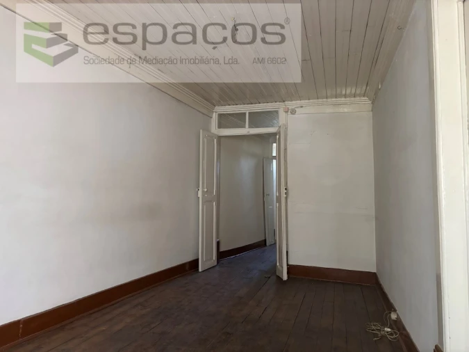 Moradia T4 para Venda em Fundão, Valverde, Donas, A. Joanes, A. Nova Cabo Foto 3