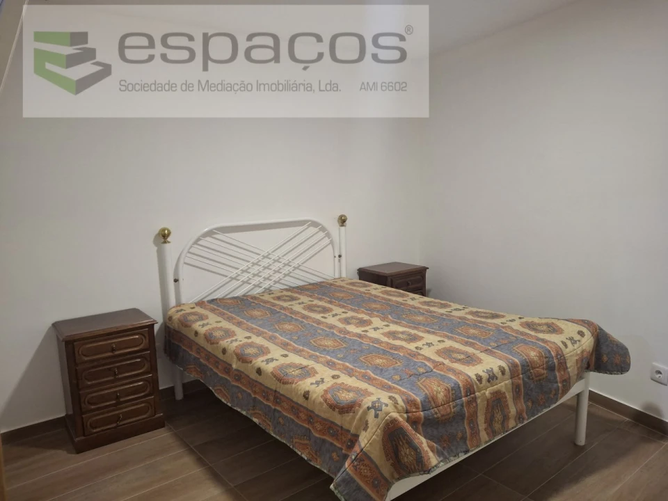 Moradia T2 para Venda em Telhado Foto 12