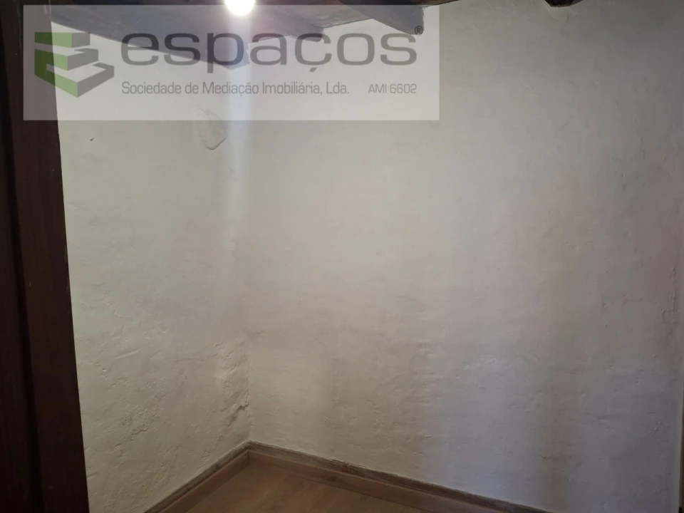 Moradia T2 para Venda em Telhado Foto 14