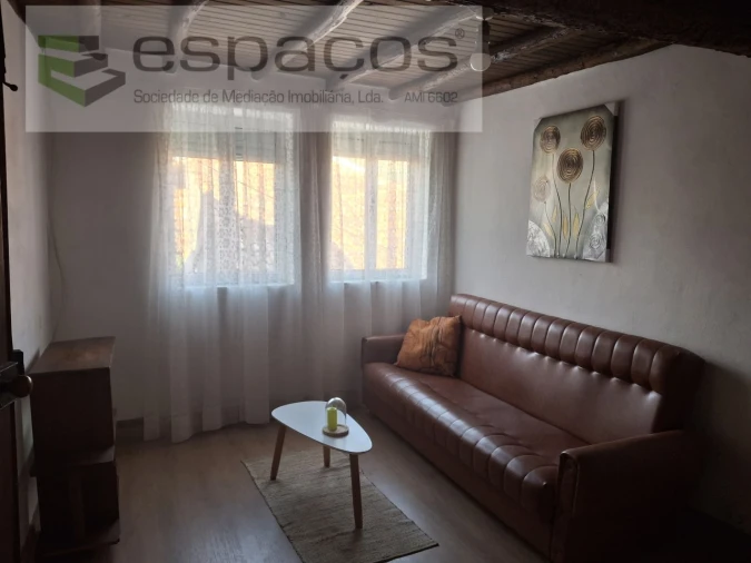 Moradia T2 para Venda em Telhado Foto 1