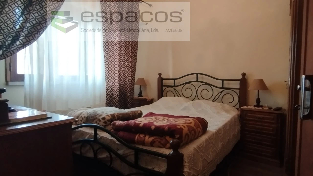 Moradia T4 para Venda em Escalos de Cima e Lousa Foto 18