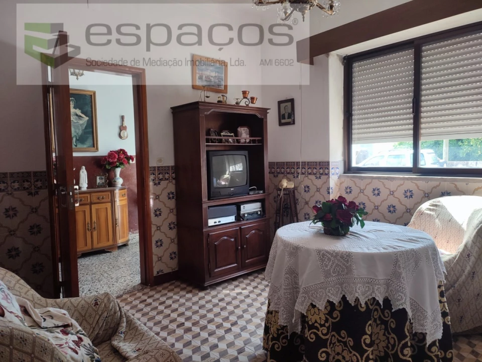 Moradia T4 para Venda em Escalos de Cima e Lousa Foto 7