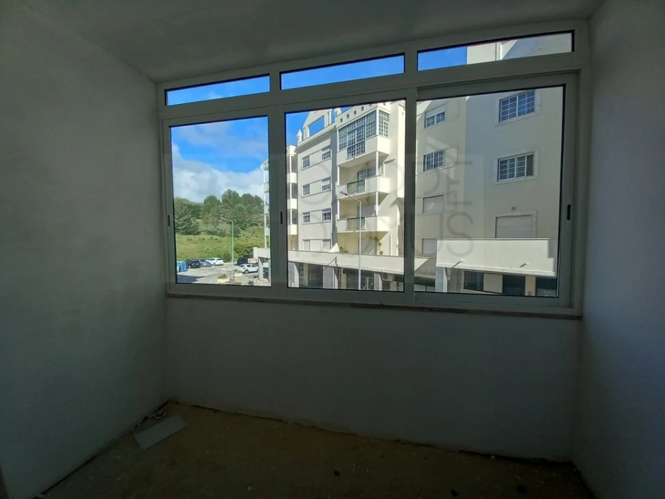 Apartamento T4 para Venda em Póvoa de Santa Iria e Forte da Casa Foto 12