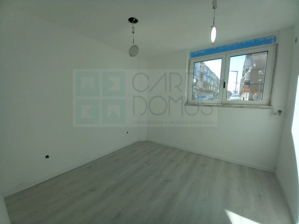 Apartamento T4 para Venda em Póvoa de Santa Iria e Forte da Casa Foto 26