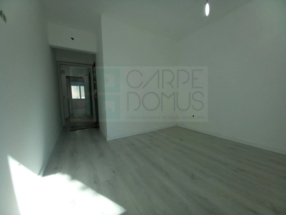 Apartamento T4 para Venda em Póvoa de Santa Iria e Forte da Casa Foto 28