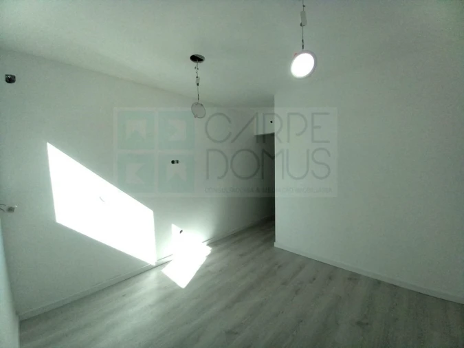 Apartamento T4 para Venda em Póvoa de Santa Iria e Forte da Casa Foto 27