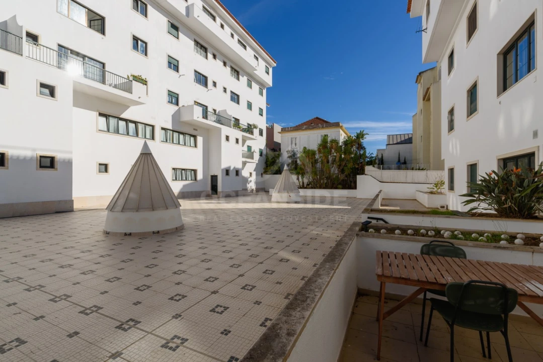 Apartamento T1 para Venda em Cascais e Estoril Foto 32