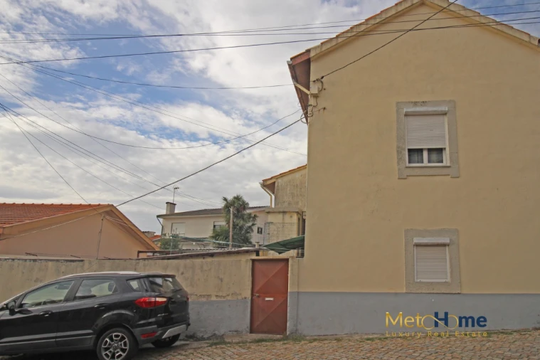 Moradia T5 para Venda em Canidelo Foto 1