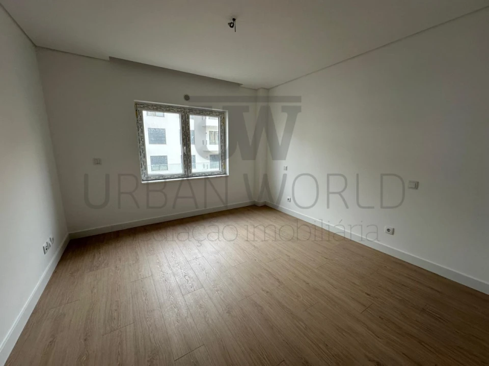 Apartamento T2 para Venda em Malveira e São Miguel de Alcainça Foto 8