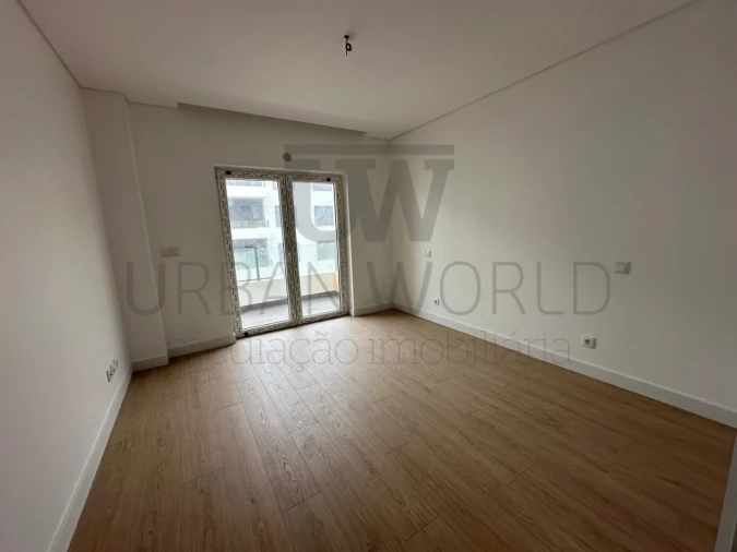 Apartamento T2 para Venda em Malveira e São Miguel de Alcainça Foto 2