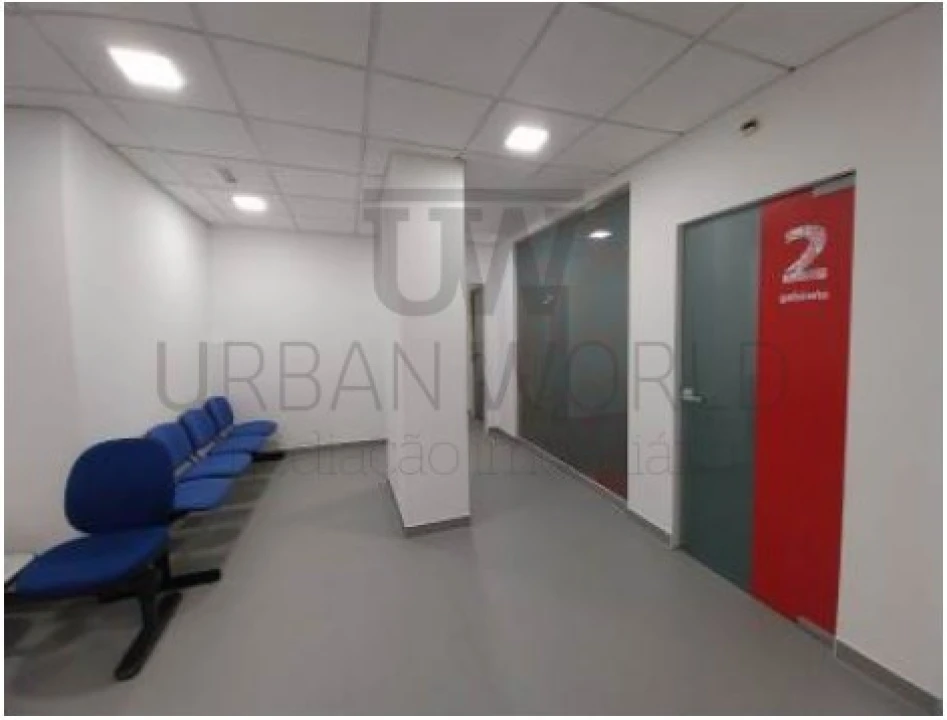 Loja para Venda em Alvalade Foto 6