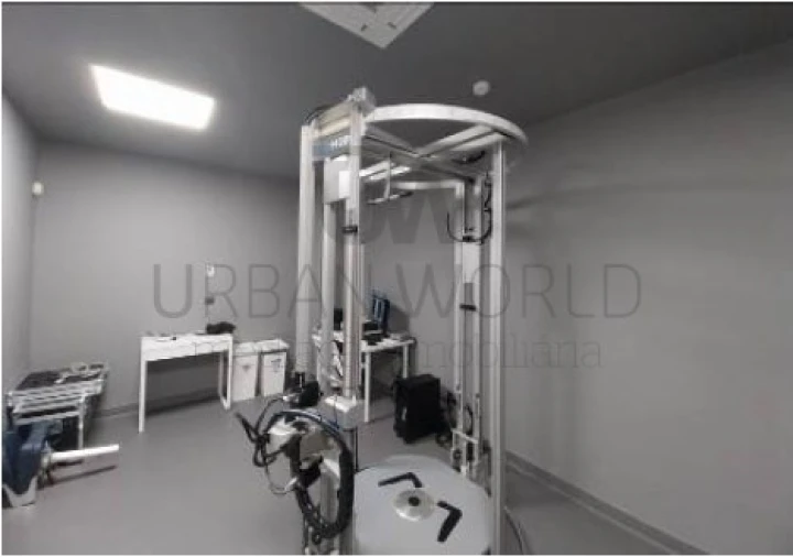 Loja para Venda em Alvalade Foto 9