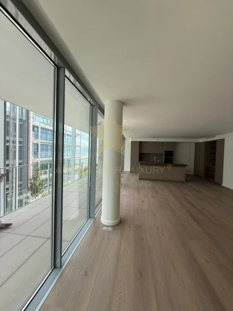 Apartamento T3 para Venda em Marvila