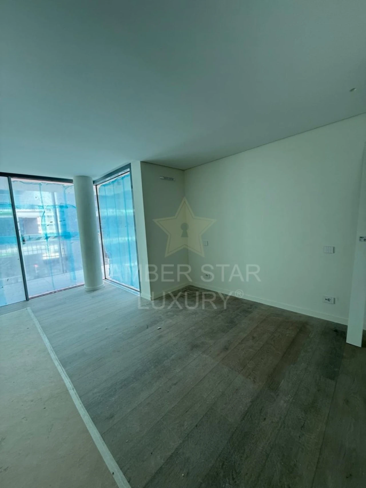 Apartamento T2 para Venda em Marvila Foto 3