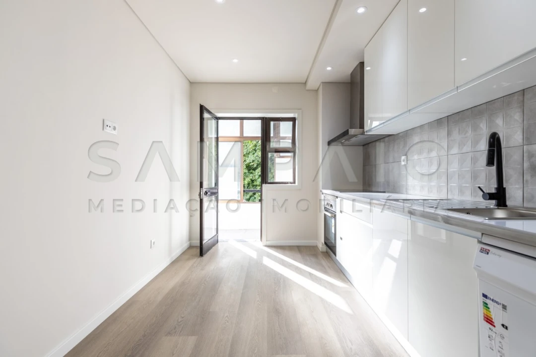 Apartamento T2 para Venda em Ermesinde Foto 4