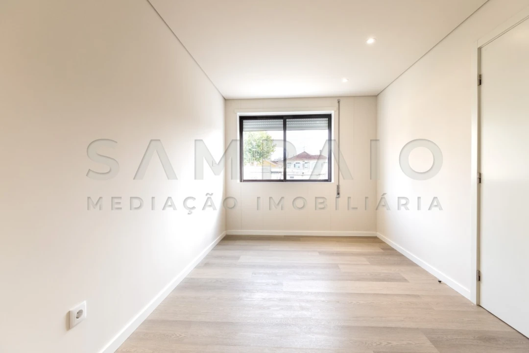 Apartamento T2 para Venda em Ermesinde Foto 11