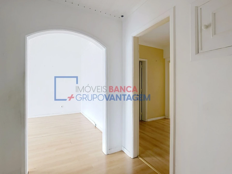 Apartamento T2 para Venda em Algueirão-Mem Martins Foto 6