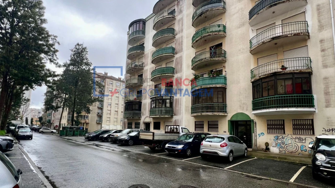 Apartamento T2 para Venda em Algueirão-Mem Martins Foto 26