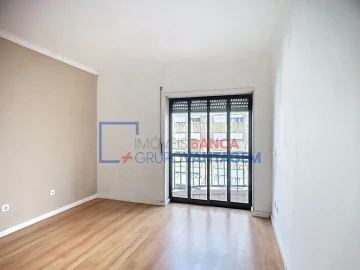 Apartamento T2 para Venda em Algueirão-Mem Martins