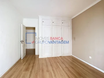 Apartamento T2 para Venda em Algueirão-Mem Martins