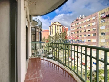 Apartamento T2 para Venda em Algueirão-Mem Martins