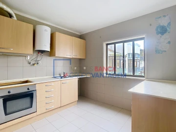 Apartamento T2 para Venda em Algueirão-Mem Martins