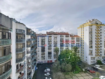 Apartamento T2 para Venda em Algueirão-Mem Martins