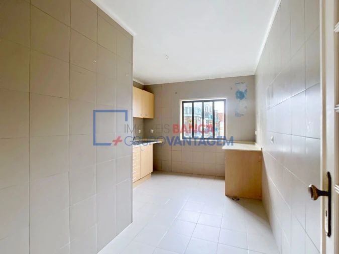 Apartamento T2 para Venda em Algueirão-Mem Martins Foto 18