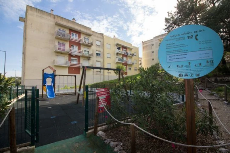 Terreno para Venda em Ota Foto 13