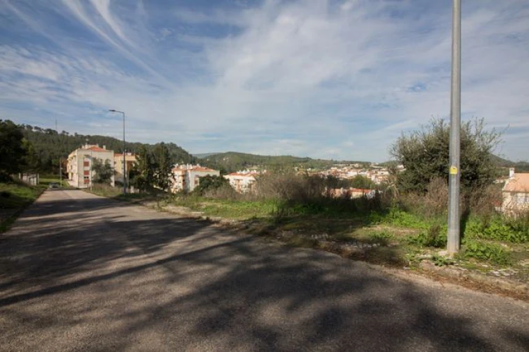 Terreno para Venda em Ota Foto 5